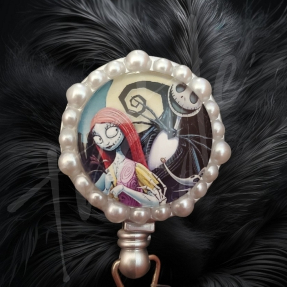 ⭐️ONLY ONE⭐️ Nightmare Before Christmas Badge Reel